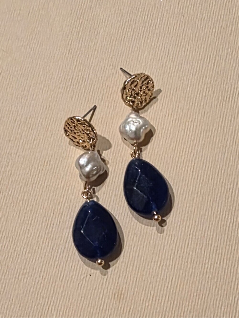 New! Lapis Lazuli & Freshwater Pearl Drop Earrings Natural Stone | NWOT 2015B